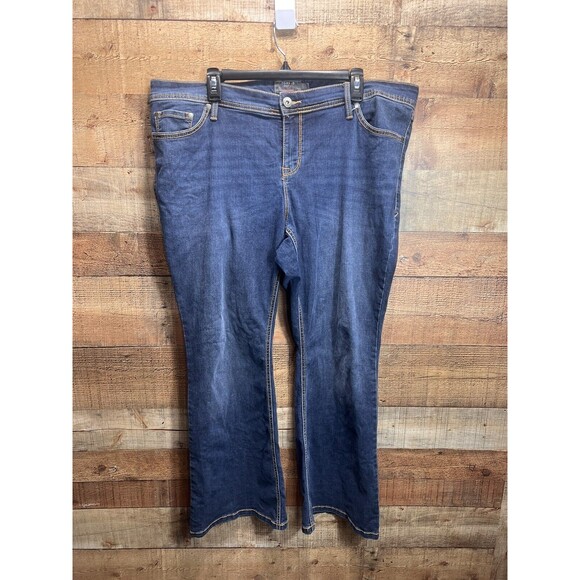 Torrid Luxe Slim Boot Jeans Super Stretch Dark Wash Wide Leg Flare Womens 18S - Picture 1 of 11